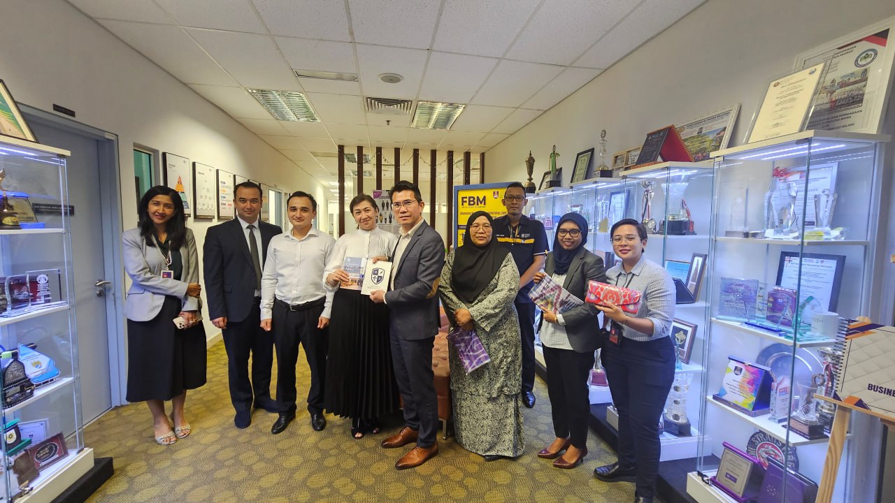 Malayziya universitetlari bilan oʻrnatilgan hamkorliklarni yanada mustahkamlash maqsadida oliygohimizning bir guruh rahbar xodimlari “Universiti Teknologi Mara” universitetida bo‘lishdi.