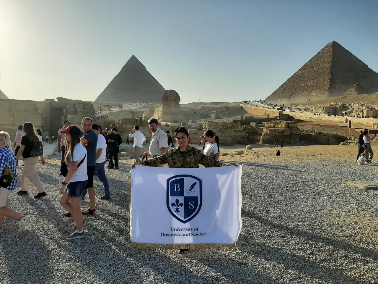 Oliygohimizning “fanlar” kafedrasi dotsenti, siyosiy fanlar bo‘yicha falsafa doktori Surobova Rayxona Zokirjonovna Misr Arab Respublikasida ilmiy safarda bo‘ldi.